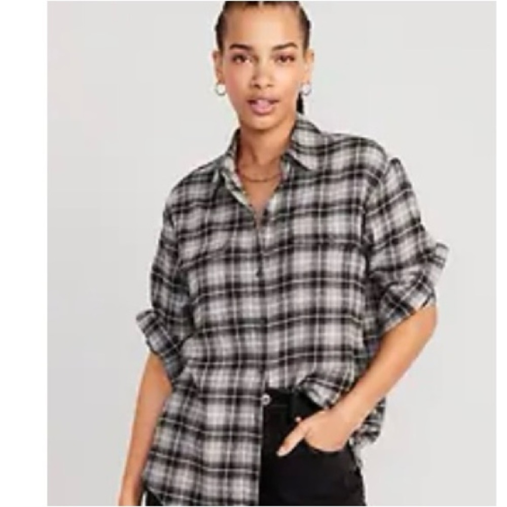 Old Navy Oversized Boyfriend Flannel Shirt